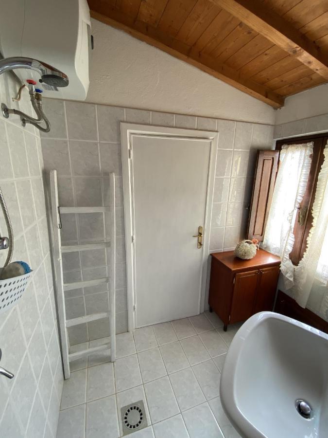 B&B Babay Guspini Esterno foto