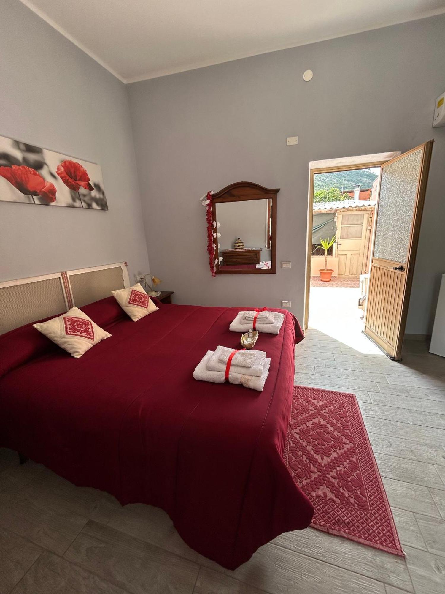 B&B Babay Guspini Esterno foto